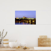 Het kasteel van Praag en de Charles Bridge in Dusk Poster (Keuken)