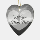Het kerstversieringsvoorstel van Marry Me Couple Keramisch Ornament (Links)