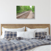 Het kijken onderaan de sporen canvas afdruk (Insitu (Slaapkamer))