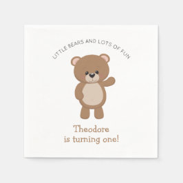 Het kleine Beer draait een eerste geboorteland. Servet