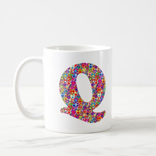 Het Kleurrijke Dynamische Hart Gevulde Q Monogram Koffiemok