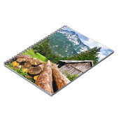 Het klooster in het bos met bergen notitieboek (Linkerzijde)