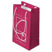 Het komt op in Raspberry Gift Bag Klein Cadeauzakje (Achterkant Gekanteld)