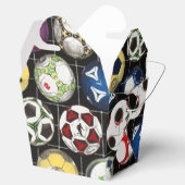 Het kost ballen om voetbal te spelen bedankdoosjes (Geopend)