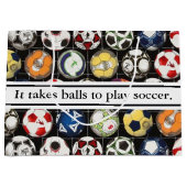 Het kost ballen om voetbal te spelen large cadeautasje (Voorkant)