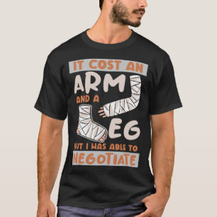 Het kostte een arm- en een been-voet operatie hers t-shirt