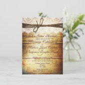 Het krijgen van gehitte Rustic Wood Wedding Uitnod Kaart (Staand voorkant)