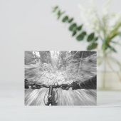 Het kruisen onderaan een boeiend gedeelte van sing briefkaart (Staand voorkant)