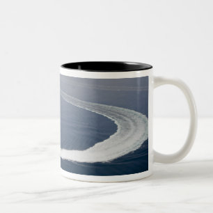 Het kustgevechtsschip Independence 4 Tweekleurige Koffiemok