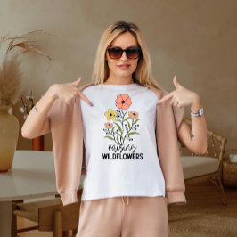 Het kweken van wilde bloemen t-shirt