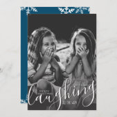 Het lachen helemaal naar Snowflakes Blauwe Kerstmi Feestdagenkaart (Voorkant / Achterkant)