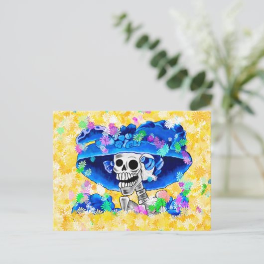 Het lachen van Skelet Vrouw in Blue Bonnet op Geel Briefkaart (Staand voorkant)