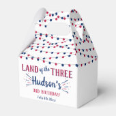Het land van de drie! 4 juli 3 jarig feest bedankdoosjes (Voorkant Zijde)