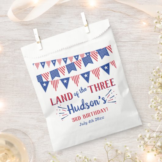 Het land van de drie! 4 juli 3 jarig feest bedankzakje (Geknipt)