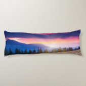 Het landschap van de grote bergen onder de ochtend lichaamskussen (Achterkant)