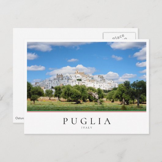 Het landschap van de stad Ostuni en de olijfboom i Briefkaart (Voorkant / Achterkant)
