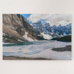 Het landschap van het meer Moraine, Alberta, Canad Legpuzzel