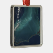 Het lange, smalle Eleuthra-eiland van de Bahama's Metalen Ornament (Rechts)