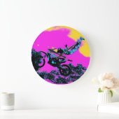 Het laten gaan - de Stunt van de Motocross van het Grote Klok (Huis)