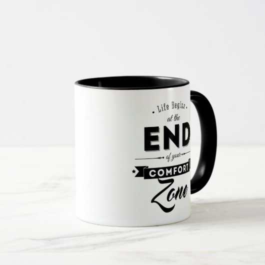 Het leven begint aan het einde van je comfortzone. mok (Voorkant rechts)