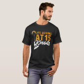 Het leven begint bij 15 knopen Kiteboarding Kitesu T-shirt (Voorkant volledig)