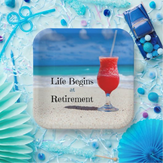 Het leven begint bij pensionering, papieren bordje (Feest)