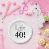 Het leven begint met 40 zwarte coole retro grafisc papieren bordje (Feest)