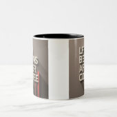 "Het leven begint na de koffie" Tweekleurige Koffiemok (Center)