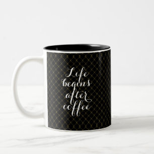 Het leven begint na de koffie tweekleurige koffiemok