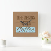 Het leven begint na koffie grappige gezegden vierkante klok (Huis)