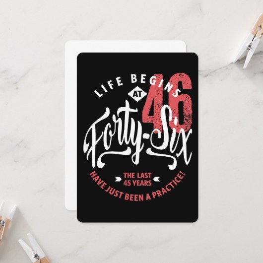 Het leven begint op 46 | 46e verjaardag kaart (Voorkant / Achterkant in situ)