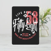 Het leven begint op 58 | 58e verjaardag kaart (Staand voorkant)