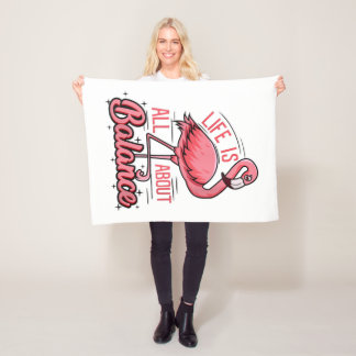 Het leven draait om balans grappige flamingo fleece deken