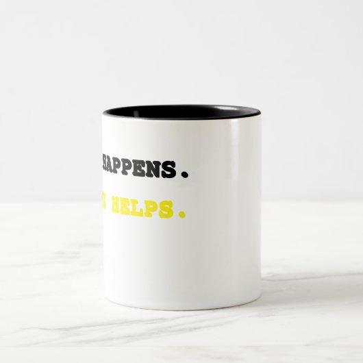 Het leven gebeurt. Koffie helpt bij het drinken va Tweekleurige Koffiemok (Center)