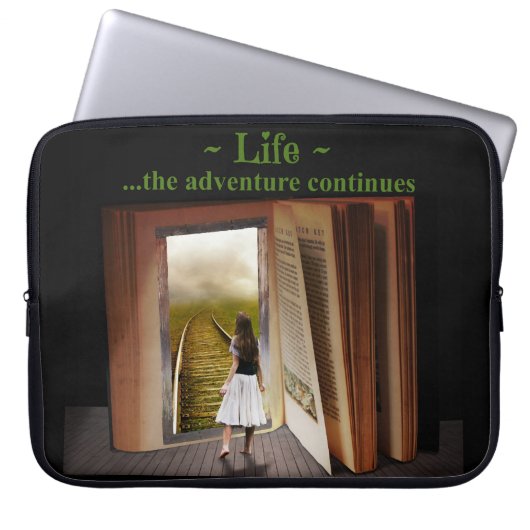 Het leven, het avontuur gaat verder Electronics Ba Laptop Sleeve (Voorkant)
