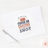 Het leven is als een fotografe prijsopgave voor ca ronde sticker (Envelop)