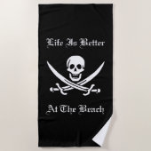 Het leven is beter bij de Beach Pirate Strandlaken (Voorkant)