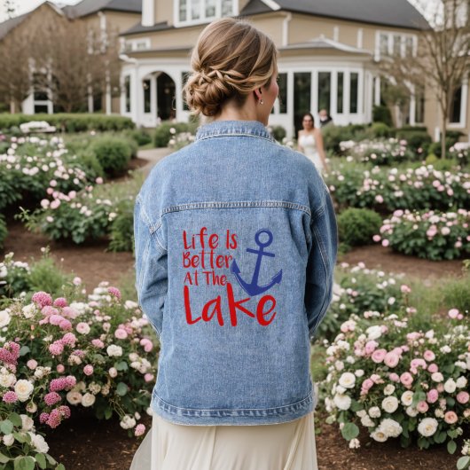 Het leven is beter bij het Lake Denim Jacket (Huwelijk Achterkant)