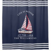Het leven is beter bij het Lake Nautical Red Navy  Douchegordijn (Voorkant)