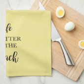 Het leven is beter in de keuken van het strand theedoek (Quarter Fold)