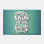 Het leven is beter in de kleurrijke tekst van het deurmat (Voorkant)