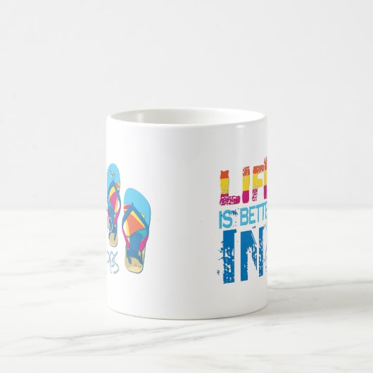 Het leven is beter in flip flip koffiemok (Center)
