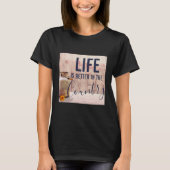 Het leven is beter in het land Citaat met Melk Kan T-shirt (Voorkant)