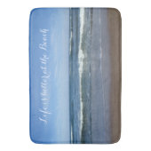 Het leven is beter in het strand badmat (Voorkant Verticaal)