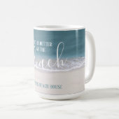 Het leven is beter in het strand | Water en zand f Koffiemok (Voorkant rechts)