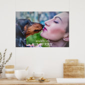 Het leven is beter met de aangepaste Dog Photo Dog Poster (Keuken)