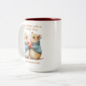 Het leven is beter met een hamsterknuffel | Snuggl Tweekleurige Koffiemok (Voorkant links)