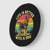 Het leven is beter met een hond - zonsondergang grote klok (Hoek)