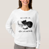 HET LEVEN IS BETER MET KAT KOFFIE EN BOEKEN T-SHIRT (Voorkant)