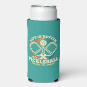 Het leven is beter met Pickleball Retro grafische  Seltzer Blikjeskoeler (Seltzer Voorkant)